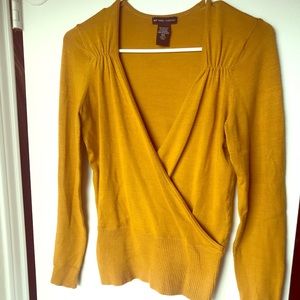 New York & company sweater